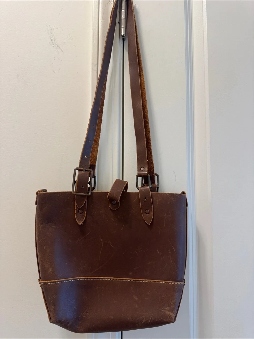 Vintage Distressed Leather bag